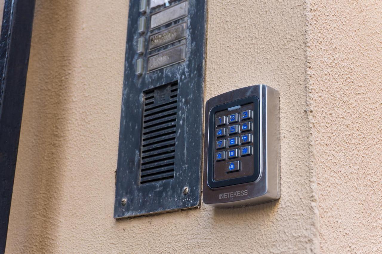 Appartamento Casa Madi Palermo Esterno foto